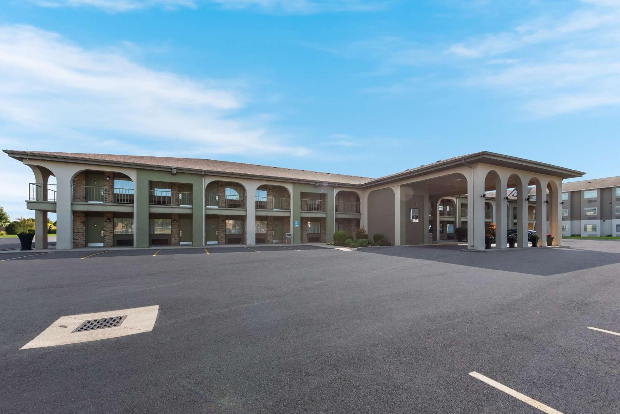 Best Western Executive Inn Grove City Exteriör bild